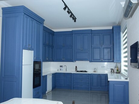 7 otaqlı həyət evi/bağ evi - Mərdəkan q. - 400 m²