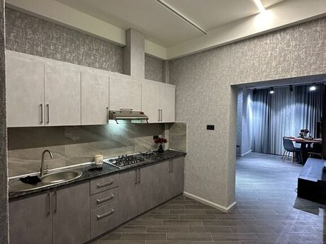 2 otaqlı yeni tikili - 28 May m. - 69.6 m²
