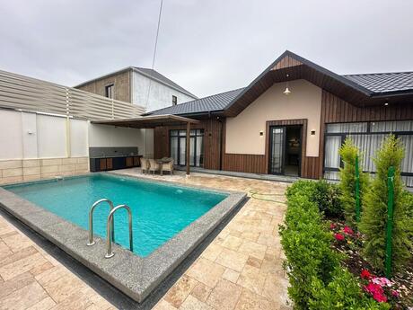 4 otaqlı həyət evi/bağ evi - Buzovna q. - 220 m²