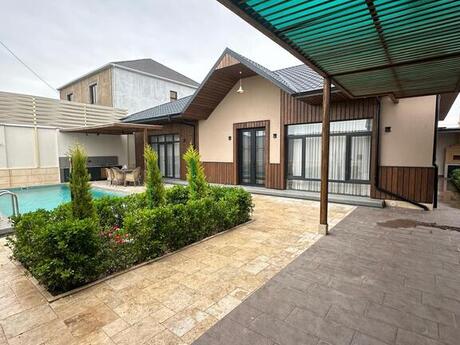 4 otaqlı həyət evi/bağ evi - Buzovna q. - 220 m²