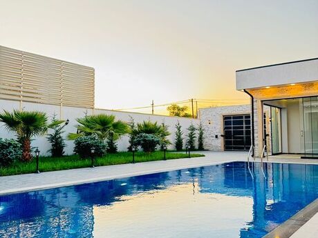 6 otaqlı həyət evi/bağ evi - Mərdəkan q. - 400 m²