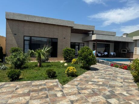 5 otaqlı həyət evi/bağ evi - Mərdəkan q. - 300 m²