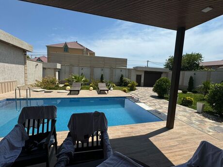 5 otaqlı həyət evi/bağ evi - Mərdəkan q. - 300 m²