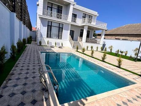 5 otaqlı həyət evi/bağ evi - Buzovna q. - 350 m²