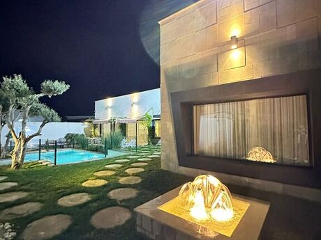 5 otaqlı həyət evi/bağ evi - Mərdəkan q. - 300 m²