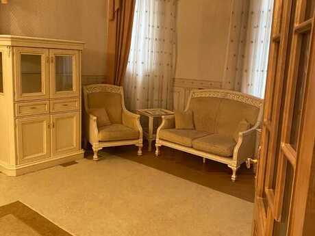 5 otaqlı həyət evi/bağ evi - Sabunçu r. - 350 m²