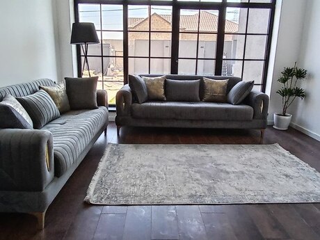 4 otaqlı həyət evi/bağ evi - Şüvəlan q. - 240 m²