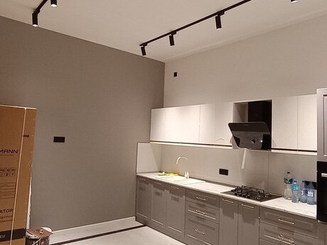 5 otaqlı həyət evi/bağ evi - Şüvəlan q. - 270 m²