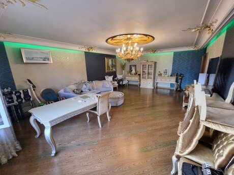 Elan №4487059 - Bakı, Nərimanov r., 4 otaqlı, 212 m², 8/14 mərtəbə