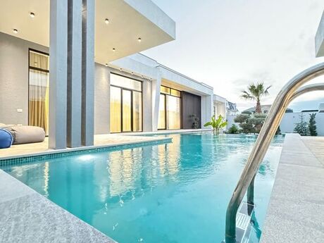 6 otaqlı həyət evi/bağ evi - Mərdəkan q. - 400 m²
