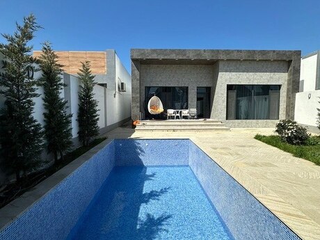 4 otaqlı həyət evi/bağ evi - Mərdəkan q. - 190 m²