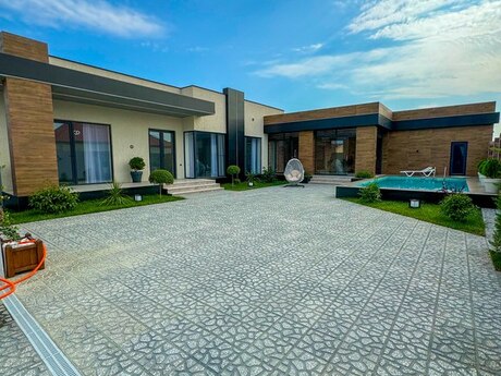 4 otaqlı həyət evi/bağ evi - Mərdəkan q. - 200 m²