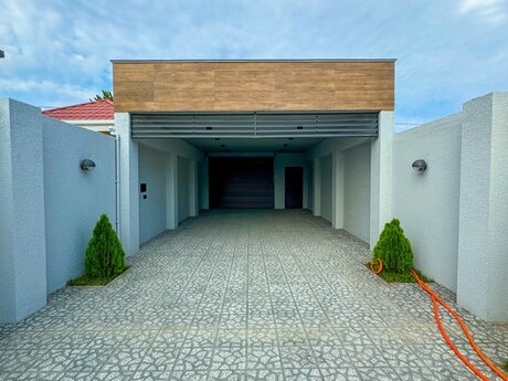 4 otaqlı həyət evi/bağ evi - Mərdəkan q. - 200 m²