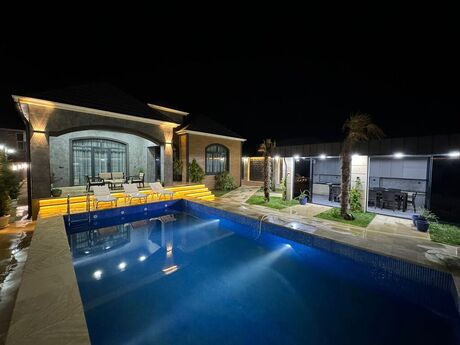 4 otaqlı həyət evi/bağ evi - Mərdəkan q. - 200 m²