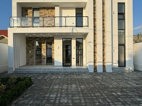 4 otaqlı həyət evi/bağ evi - Mərdəkan q. - 200 m²