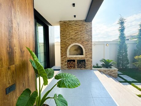 6 otaqlı həyət evi/bağ evi - Mərdəkan q. - 600 m²