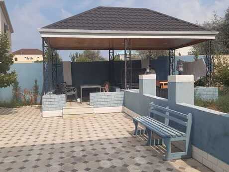 6 otaqlı həyət evi/bağ evi - Novxanı q. - 220 m²