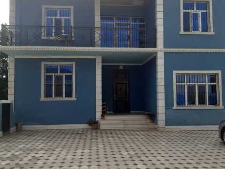 6 otaqlı həyət evi/bağ evi - Novxanı q. - 220 m²