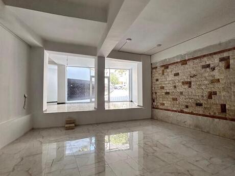 Obyekt - 28 May m. - 320 m²