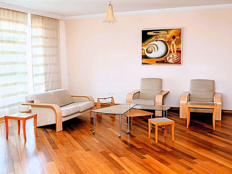 Elan №4507620 - Bakı, İçəri Şəhər m., 4 otaqlı, 250 m², 5/10 mərtəbə