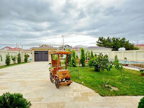 6 otaqlı həyət evi/bağ evi - Mərdəkan q. - 450 m²