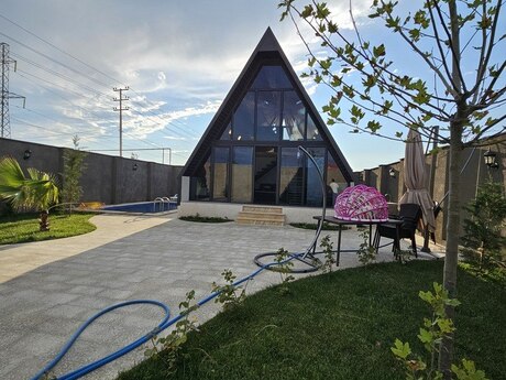 3 otaqlı həyət evi/bağ evi - Şüvəlan q. - 54 m²