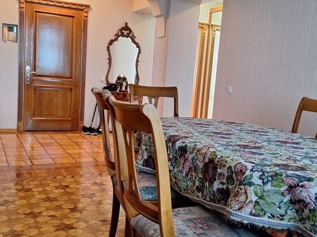 4 otaqlı mənzil, 145 m², Səbail: 550 000 ₼ 4