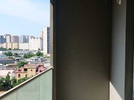 4 otaqlı yeni tikili - 8 Noyabr m. - 186 m²