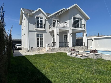 5 otaqlı həyət evi/bağ evi - Buzovna q. - 300 m²