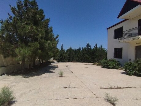 6 otaqlı həyət evi/bağ evi - Xızı - 250 m²
