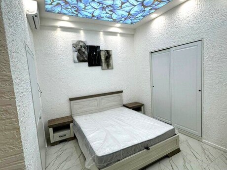 1 otaqlı köhnə tikili - Sahil m. - 30 m²