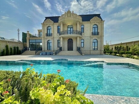 7 otaqlı həyət evi/bağ evi - Buzovna q. - 980 m²