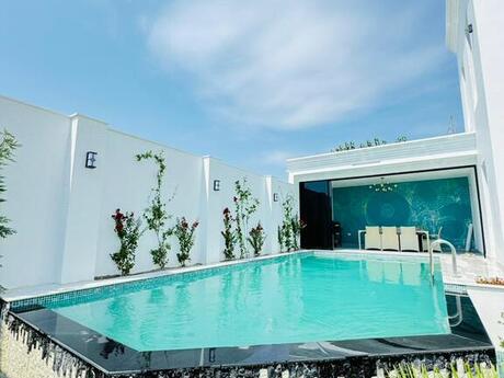 6 otaqlı həyət evi/bağ evi - Mərdəkan q. - 450 m²