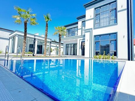6 otaqlı həyət evi/bağ evi - Mərdəkan q. - 400 m²