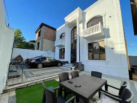 7 otaqlı həyət evi/bağ evi - Badamdar q. - 240 m²