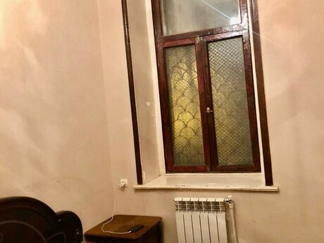 3-комн. вторичка - м. 28 мая - 100 м²