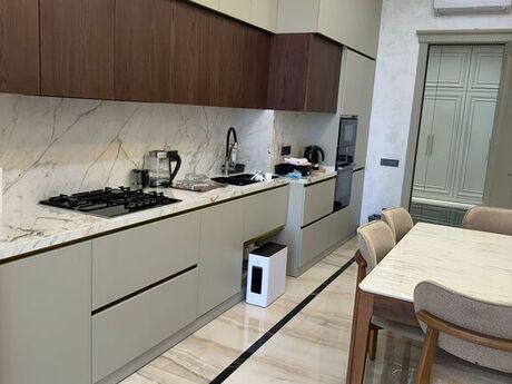 3-room apartment for rent, 180 m², 28 May: 3 500 ₼/mo 5