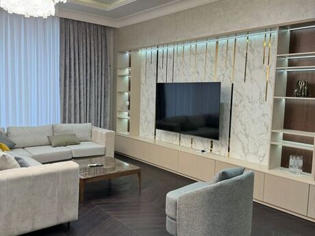 Elan №4546057 - Bakı, 28 May m., 3 otaqlı, 180 m², 16/20 mərtəbə