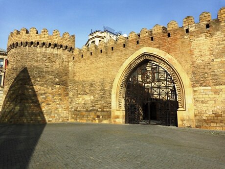 Obyekt - İçəri Şəhər m. - 180 m²