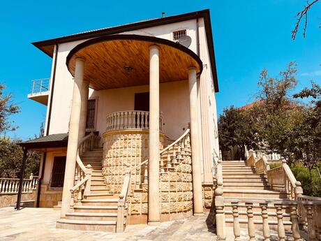 6 otaqlı həyət evi/bağ evi - Şamaxı - 171 m²