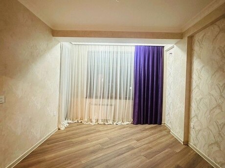 1 otaqlı yeni tikili - Bakıxanov q. - 43 m²