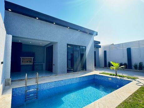 4 otaqlı həyət evi/bağ evi - Mərdəkan q. - 180 m²