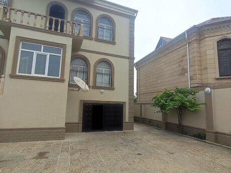 5 otaqlı həyət evi, 250 m², Bakıxanov: 390 000 ₼ 2