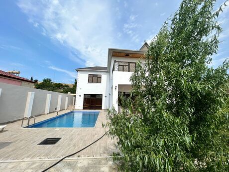 6 otaqlı həyət evi/bağ evi - Binəqədi r. - 310 m²