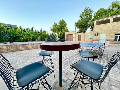 House with Garden, Villa For Rent