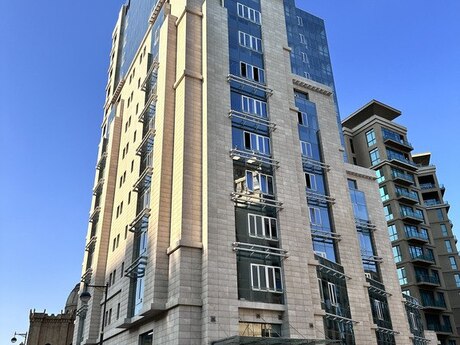 4 otaqlı yeni tikili - İçəri Şəhər m. - 231.6 m²