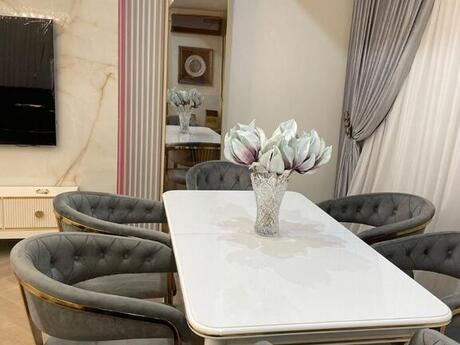 4 otaqlı yeni tikili - Nəriman Nərimanov m. - 180 m²