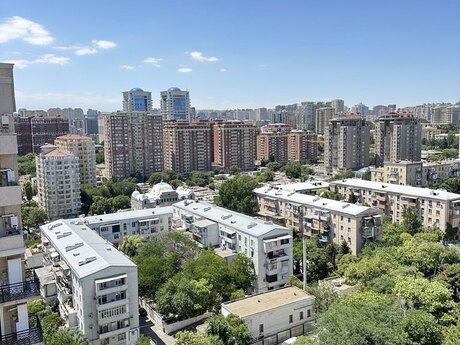 Kirayə 3 otaqlı mənzil, 110 m², 28 May: 100 ₼/ay 2