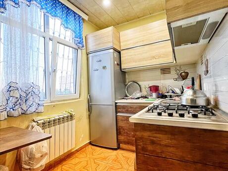 2 otaqlı köhnə tikili - Memar Əcəmi m. - 58 m²