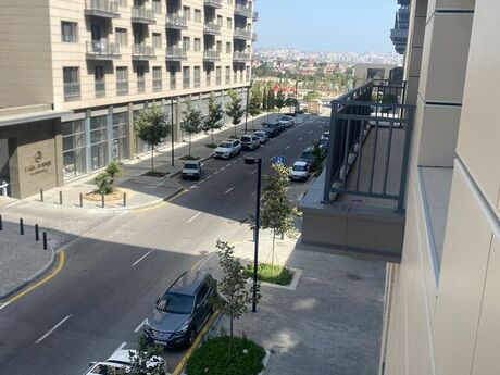 Obyekt - Ağ şəhər q. - 139 m²